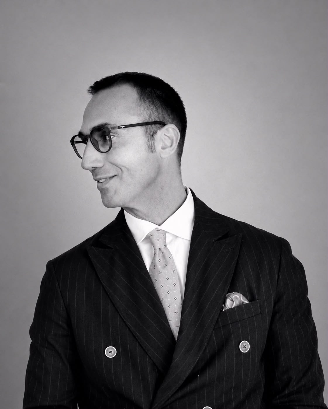 Antonio Cozzolino, ritratto in bianco e nero